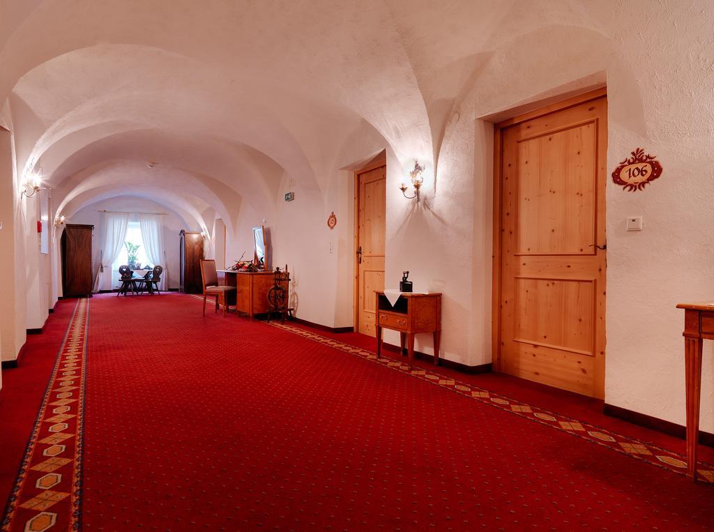Posthotel Strengen Am Arlberg Exteriör bild