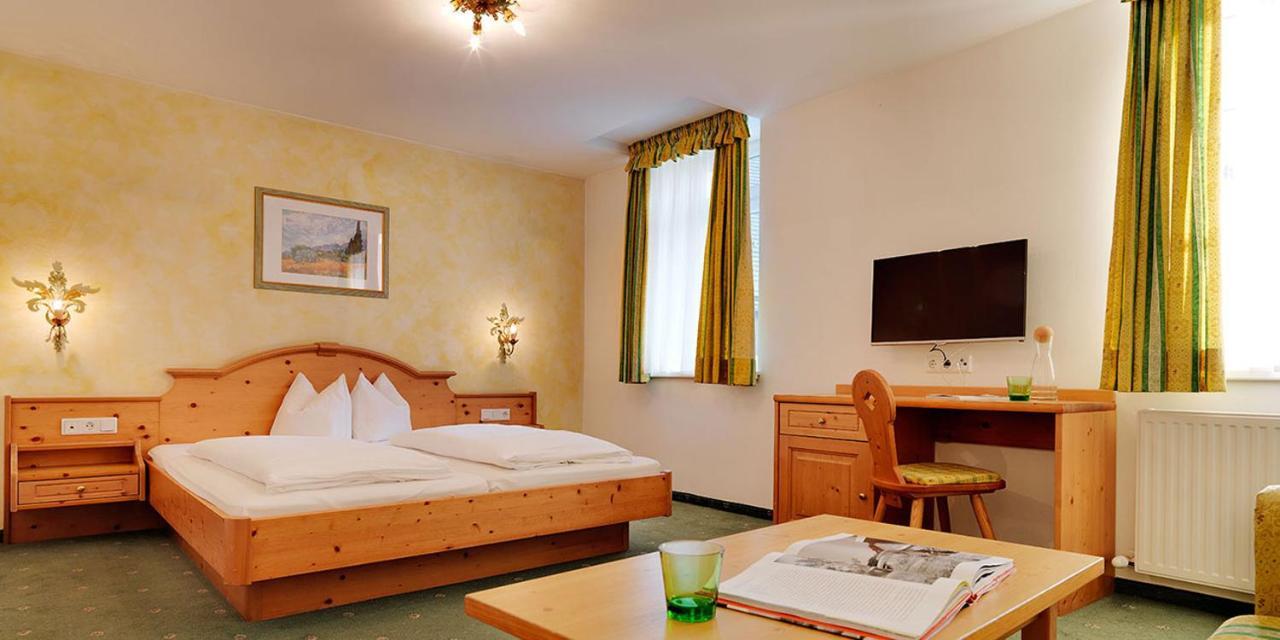 Posthotel Strengen Am Arlberg Exteriör bild