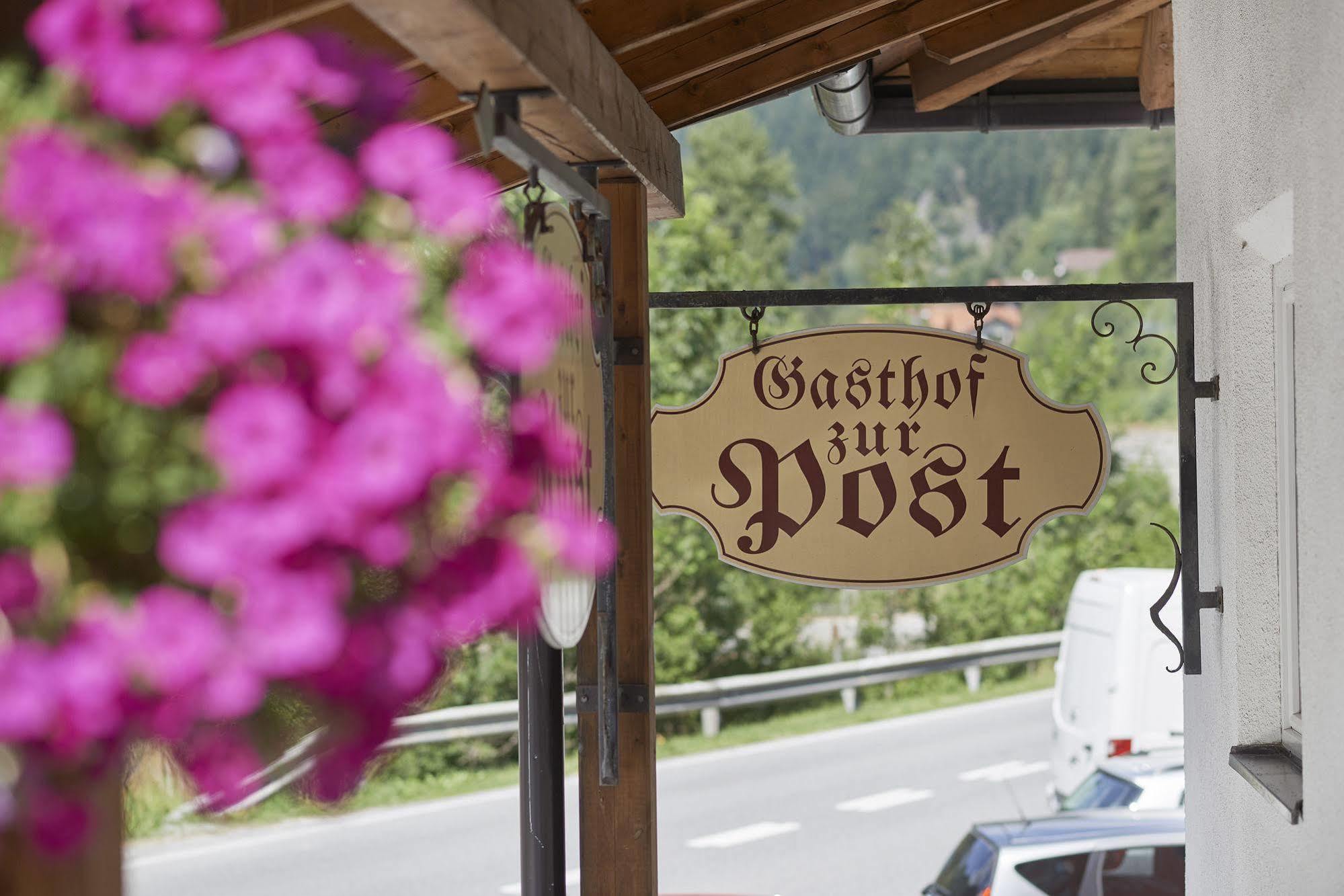 Posthotel Strengen Am Arlberg Exteriör bild